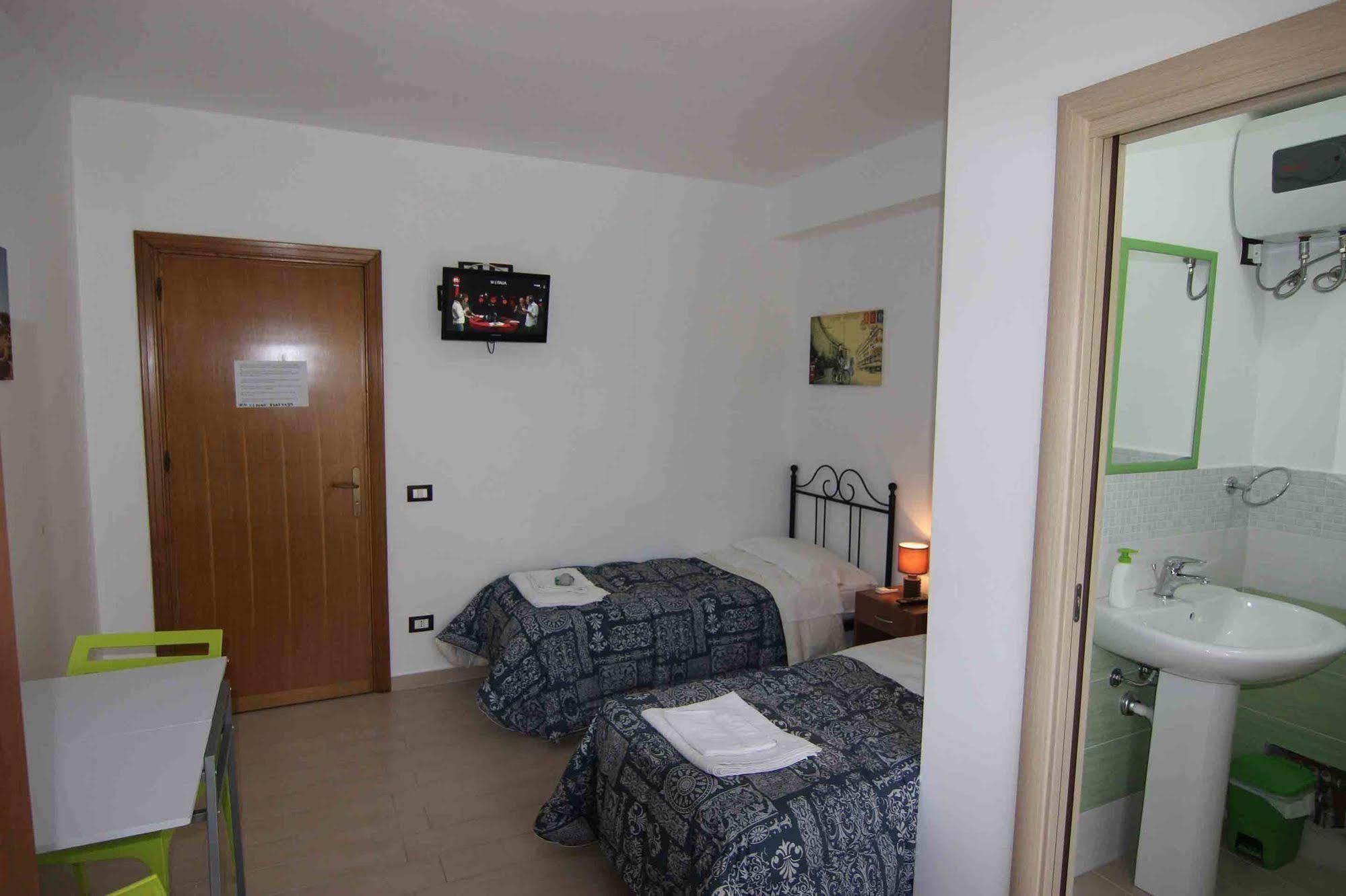 B&B Le Dune Beach San Leone Exterior foto